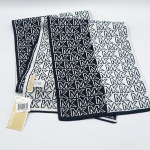 Michael Kors Women's Split Logo Scarf Black White